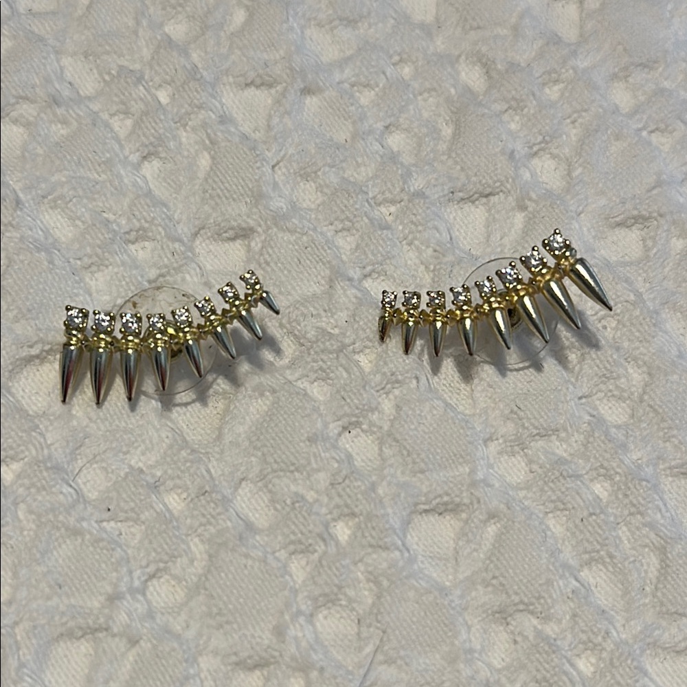 Kendra Scott Loulou earring climbers